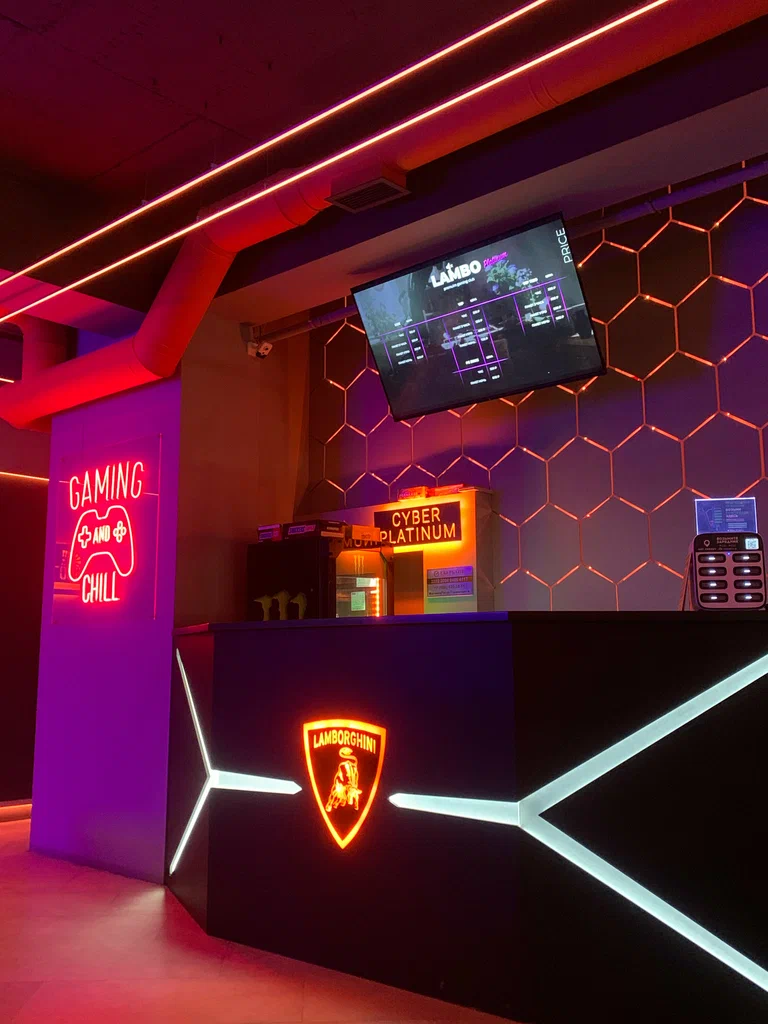 Ночные марафоны в Lambo Cyber